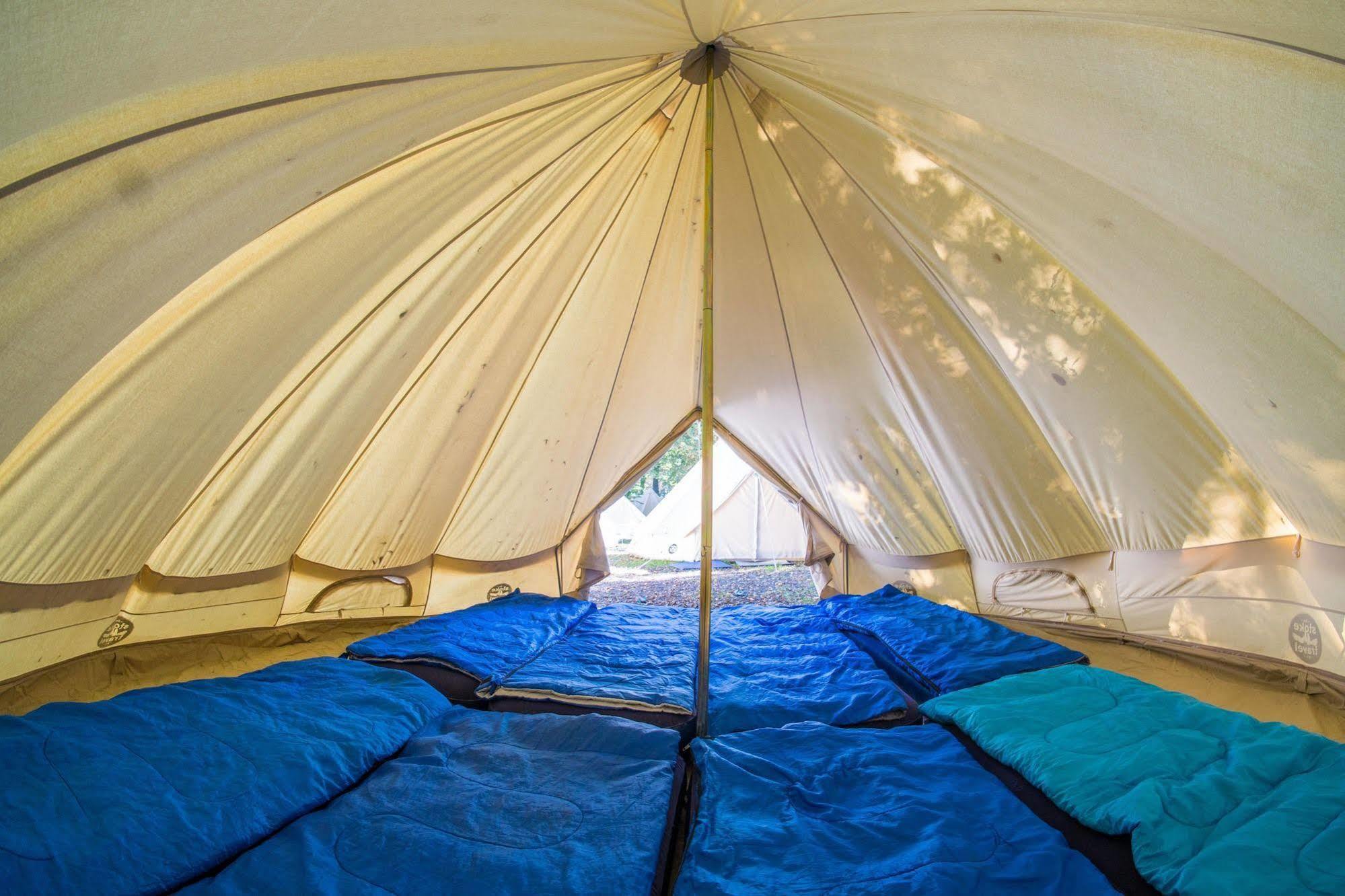 Pamplona Camping Hotel Aizoain Luaran gambar