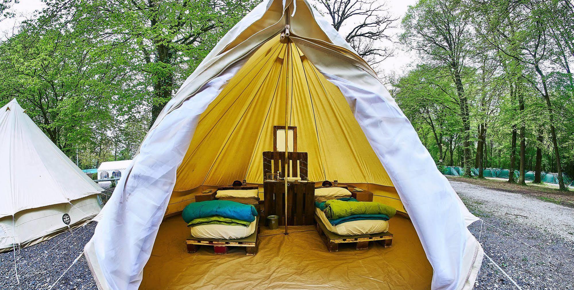 Pamplona Camping Hotel Aizoain Luaran gambar
