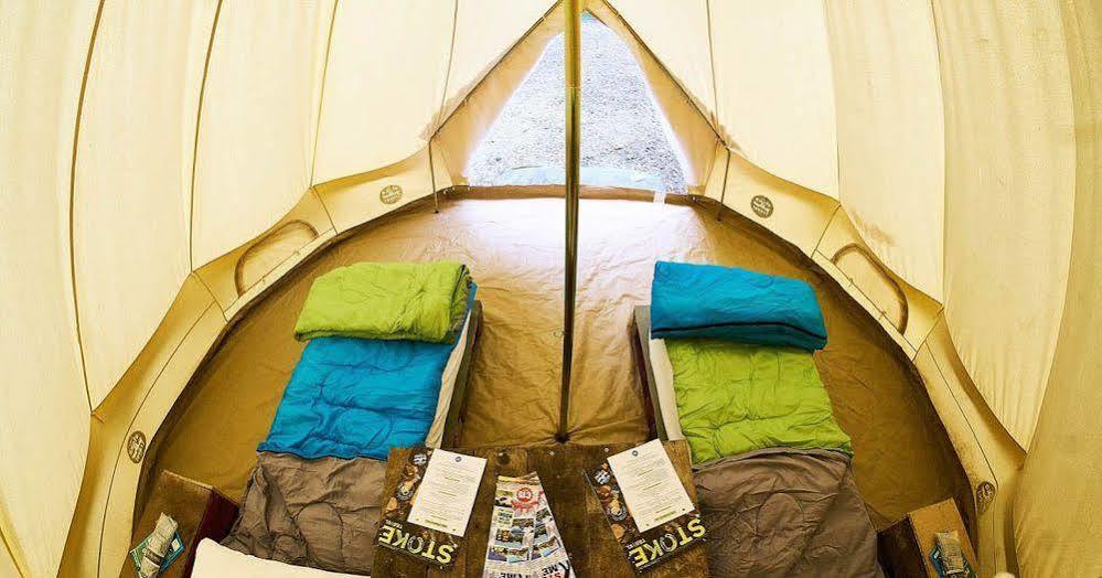 Pamplona Camping Hotel Aizoain Luaran gambar